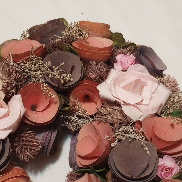 Vintage Valentine's Day Wood Curl & Floral Live Pink Heart Wreath - Picture 6 of 6